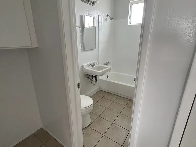 2396 Olive Ave — Photo 3