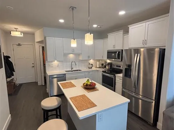 UNIT 113-105 Willis CRESCENT, Saskatoon, SK S7T 0Z3