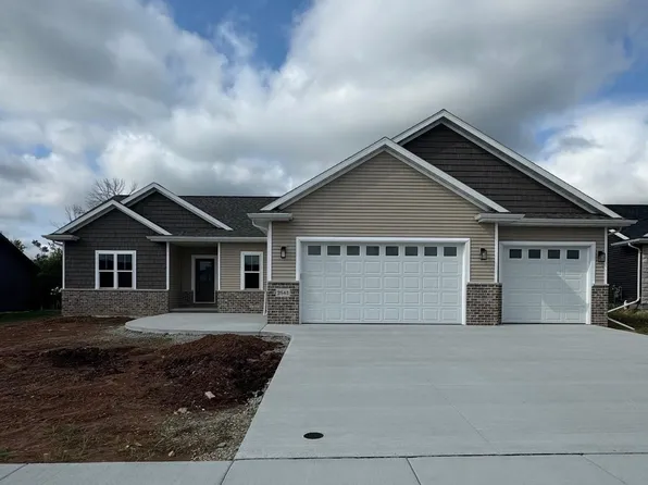 2543 S Stellita Cir, De Pere, WI 54115