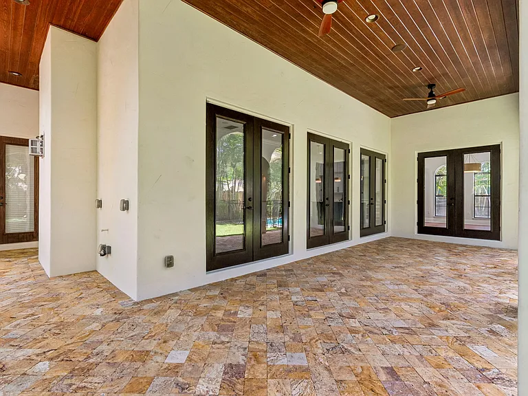 3917 W Barcelona St — Photo 49