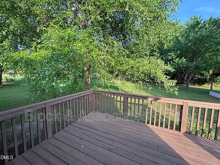 170 Devin Dr — Photo 30