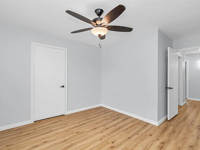 11018 Long Gate Dr — Photo 21