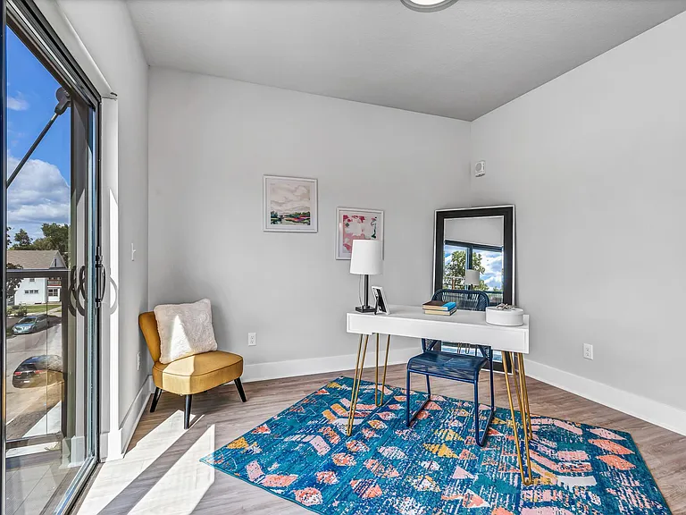 907 Winter St NE #201 — Photo 14