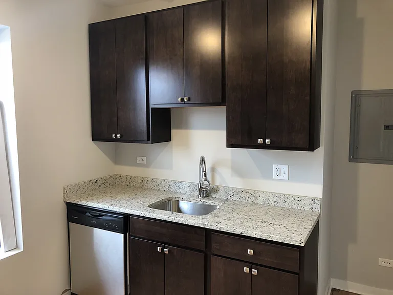 4821 N Christiana Ave #1 — Photo 6