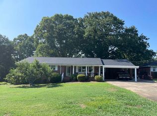 55 North Dr, Hampton, GA 30228