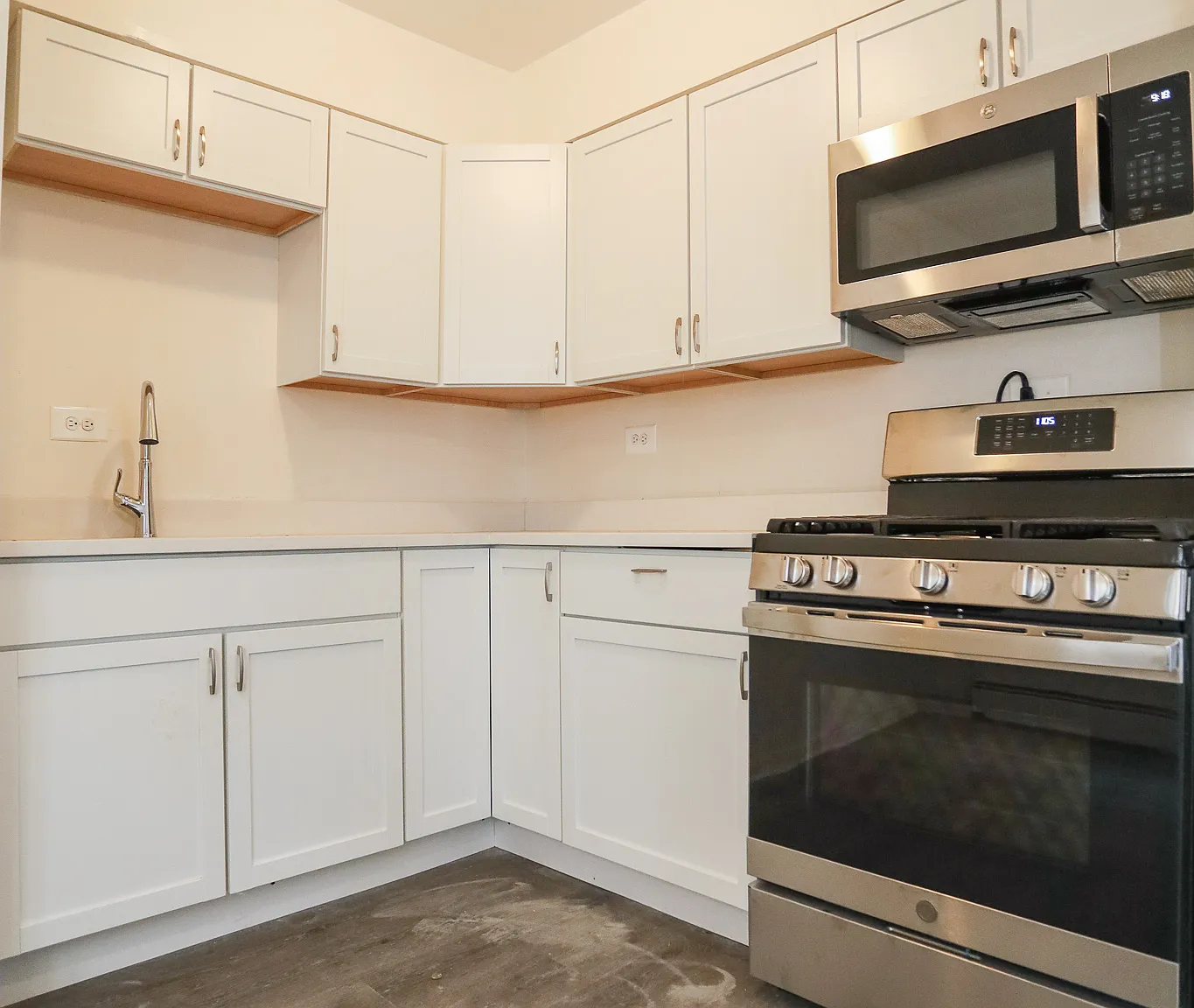 1 bed, 700 sqft, $1,400 — Photo 1