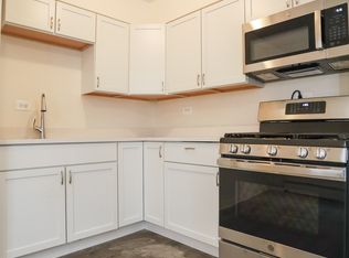 1652 W Pratt Blvd APT 1N, Chicago, IL 60626