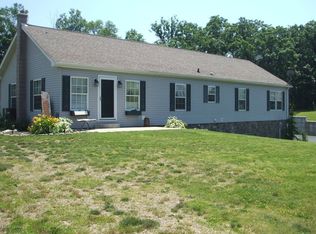 47 Kanon Ln, Middleburg, PA 17842