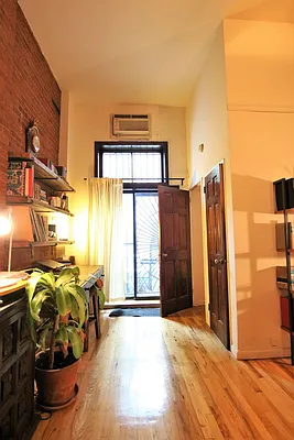 Rented by JK Dansar Corp | media 49