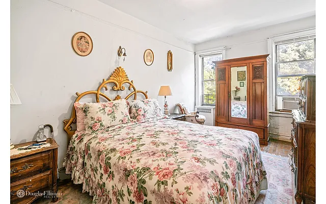 Sold by Douglas Elliman | media 4