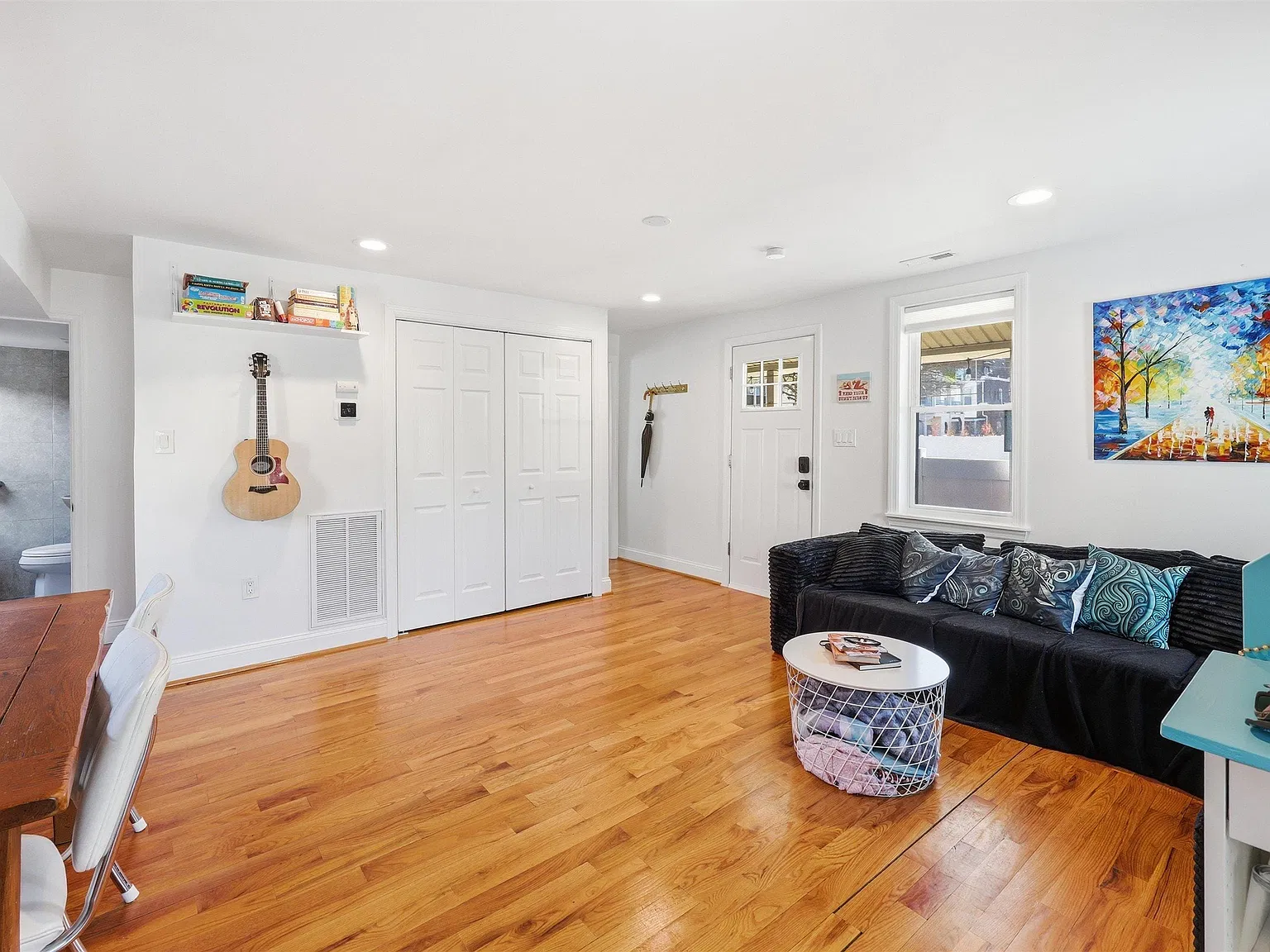 5 bed, 3.5 bath, $14,000 — Photo 4