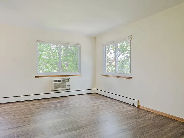 3609 Grand Ave S — Photo 3