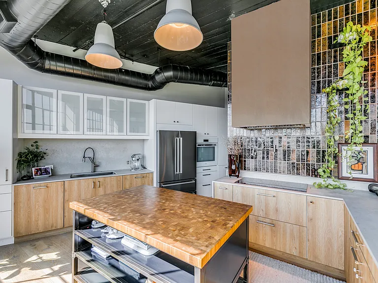 2220 Canton St #406 — Photo 7