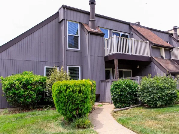 8042 Pantano Pl, Alexandria, VA 22309