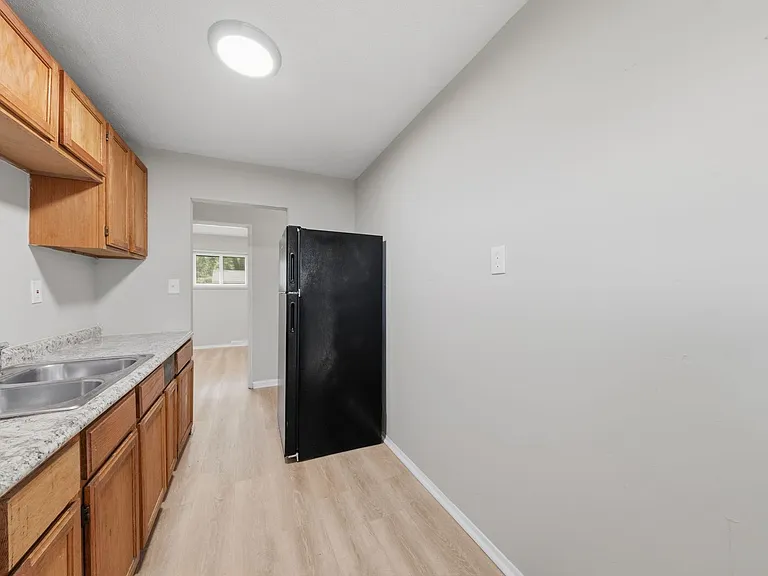 146 Grampian Rd — Photo 7