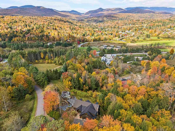 237 Points North Road, Stowe, VT 05672