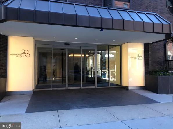 2018 Walnut St #32-17M, Philadelphia, PA 19103