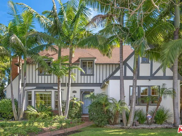 1174 Carmona Ave, Los Angeles, CA 90019