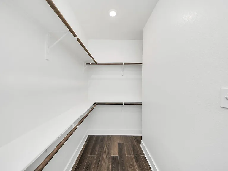 Willow Sierra Vista — Photo 156