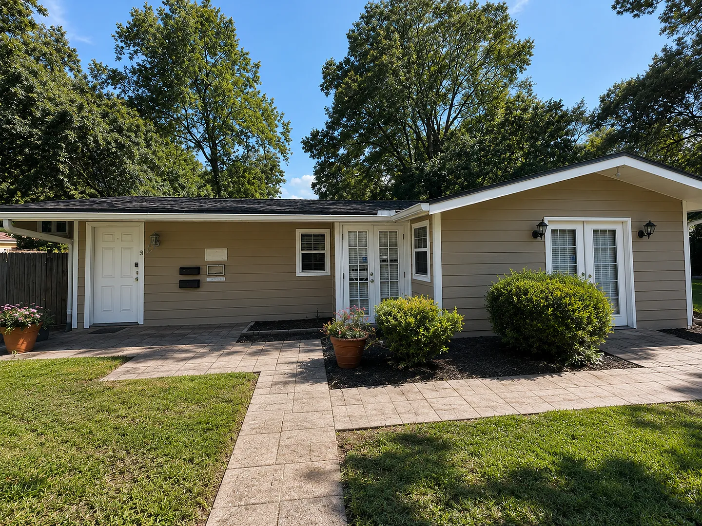 Post St 2908 — Photo 1