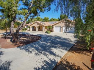 25382 Charina Ln, Homeland, CA 92548