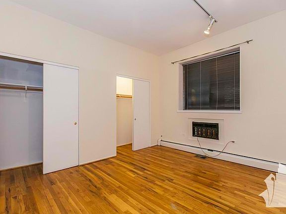 5th image of 1425 N Dearborn St #C3a