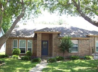 9302 Willard St, Rowlett, TX 75088