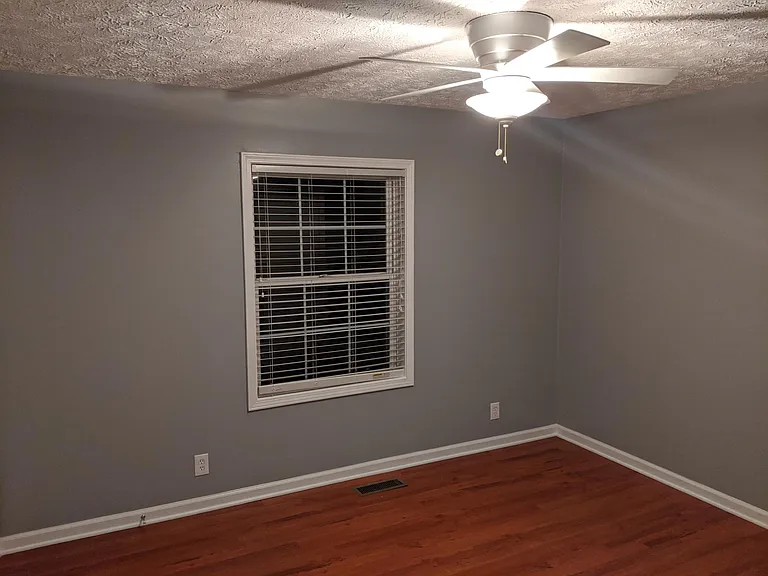 North West Bedroom (bedroom #2)