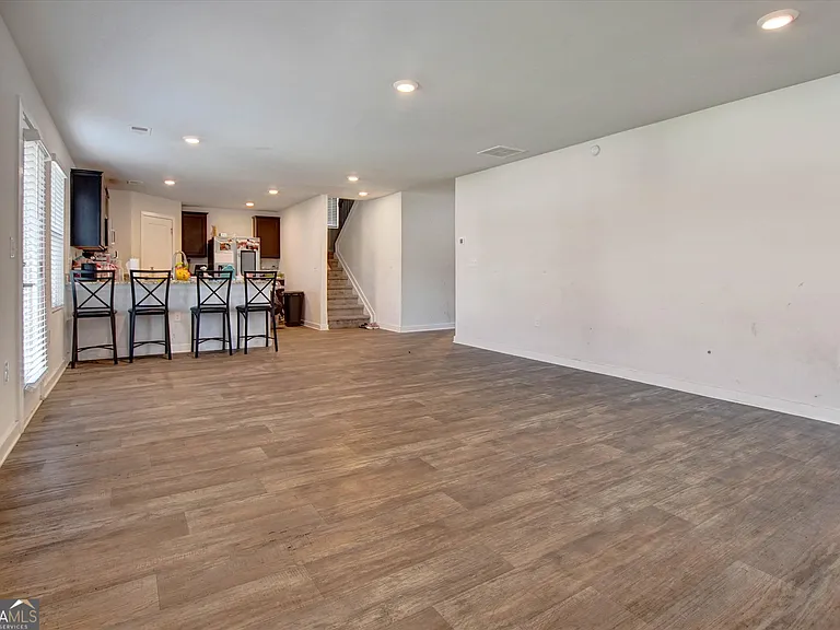 1129 Bluecoat Cir — Photo 7