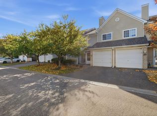 2210 Ranchview Ln N Unit 121, Plymouth, MN 55447