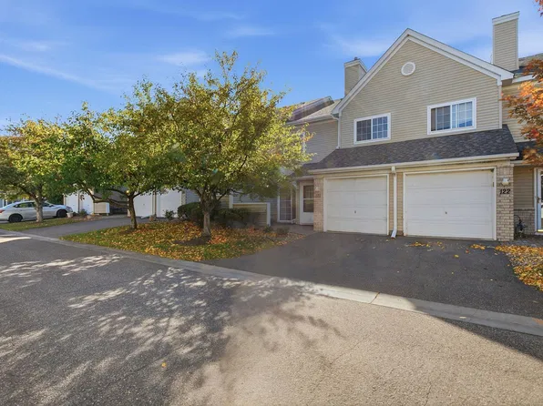2210 Ranchview Ln N Unit 121, Plymouth, MN 55447