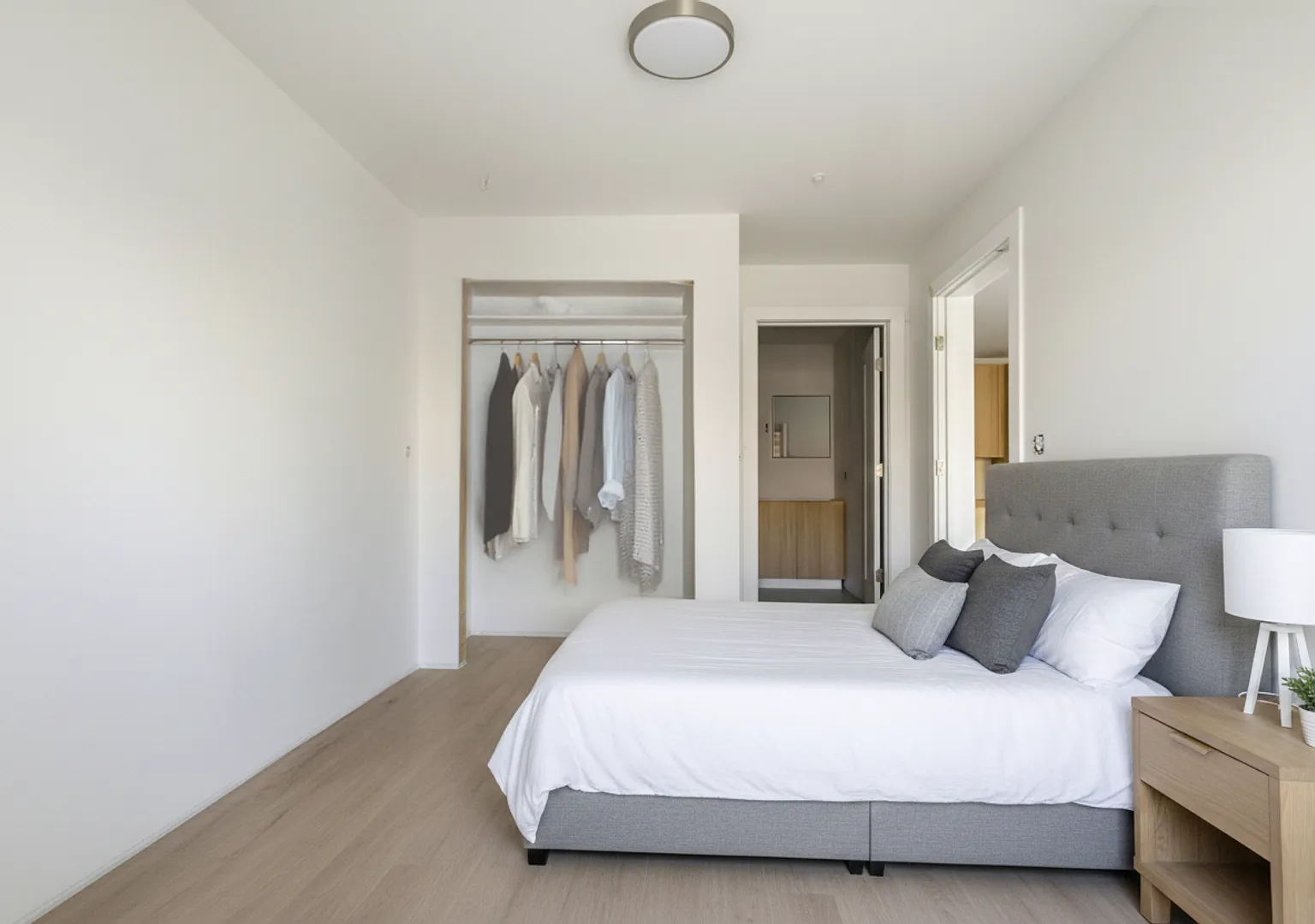 Brand New Build! 2 Bed 1 Bath, Washer/ Dryer in Unit — Photo 1