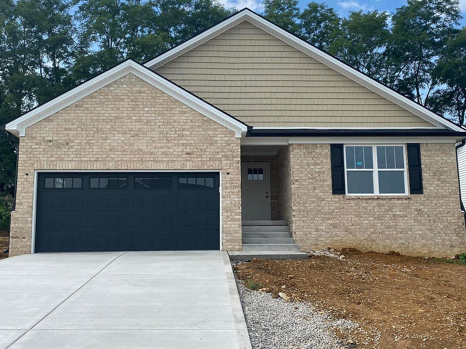 2nd image of 163 Hickory Ct