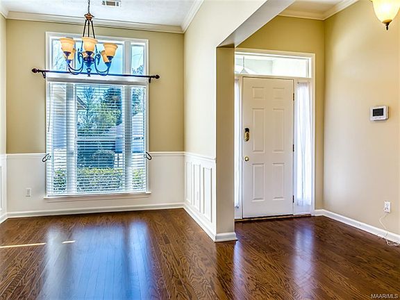 3rd image of 1425 Melissa Ln
