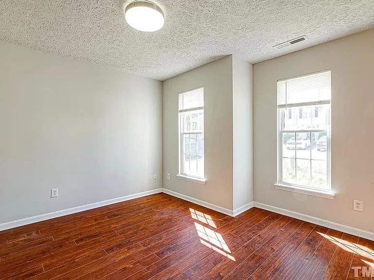 3615 Sana Ct — Photo 21