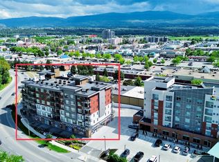 1925 Enterprise Way #305, Kelowna, BC V1Y0J8