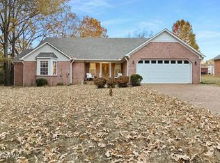 1005 Eastview Dr, Humboldt, TN 38343