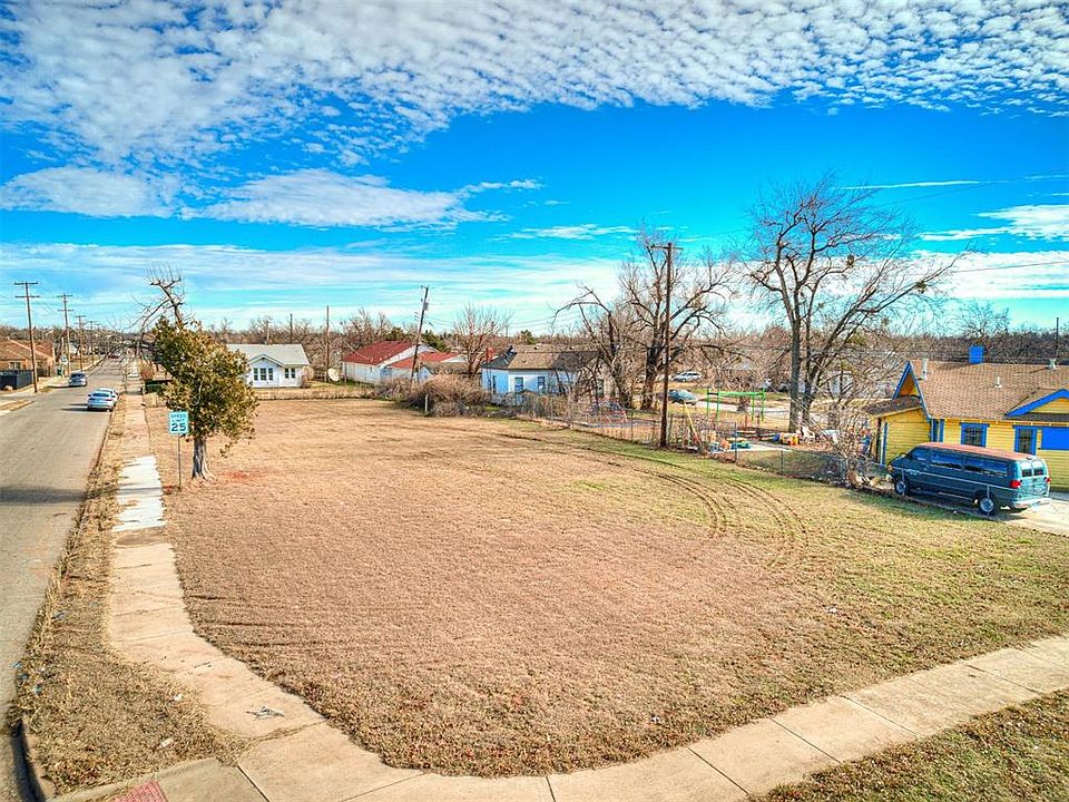 1st image of NE 20th & Lottie St Lot 5-6-7