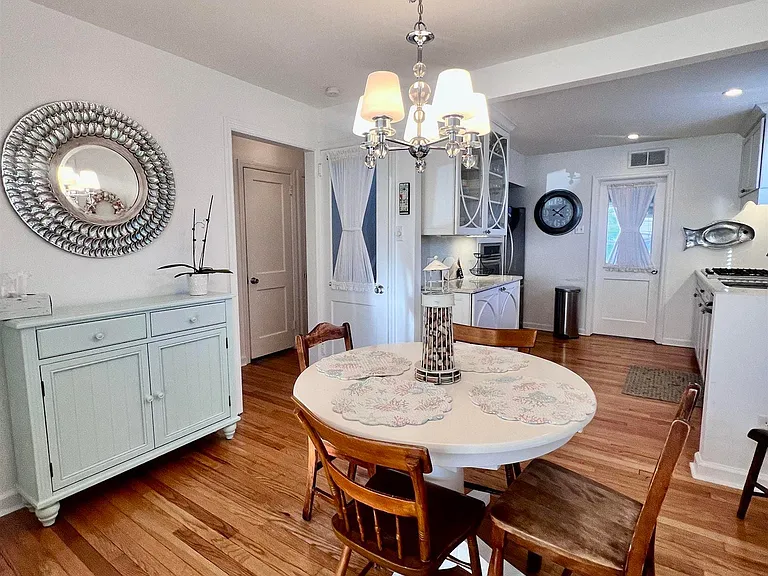 3 N Delavan Ave — Photo 6