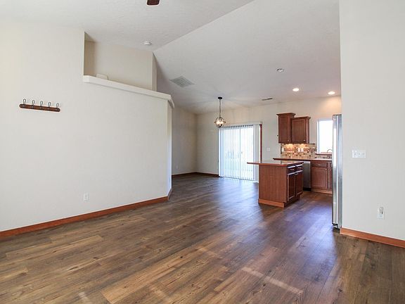 3rd image of 4803 Catalonia Dr