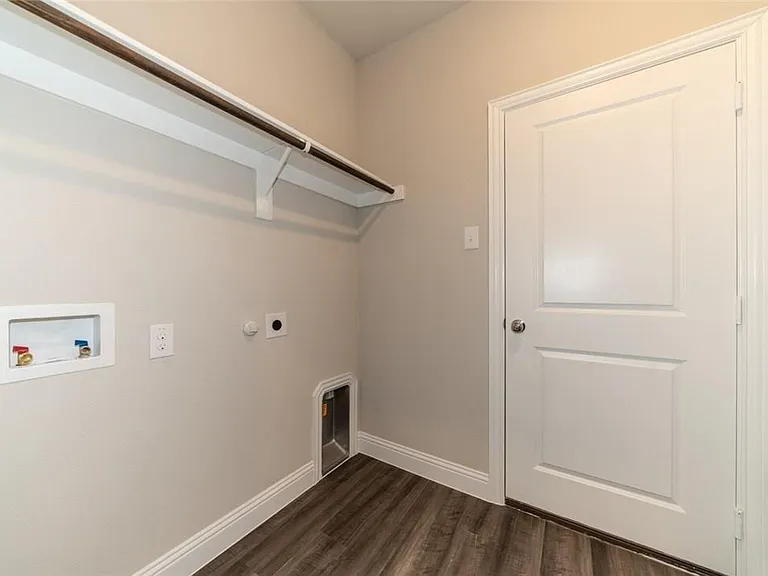 3712 Holley Ridge Way — Photo 13