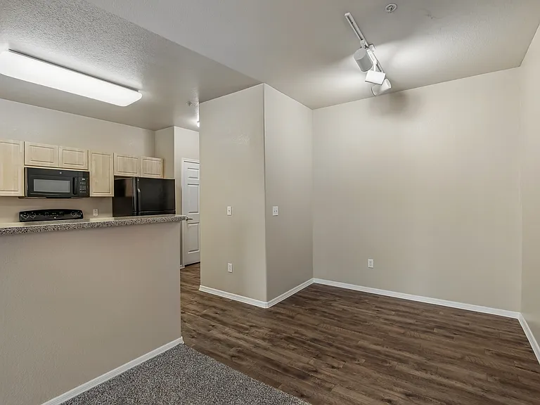 A1 Dining & Kitchen