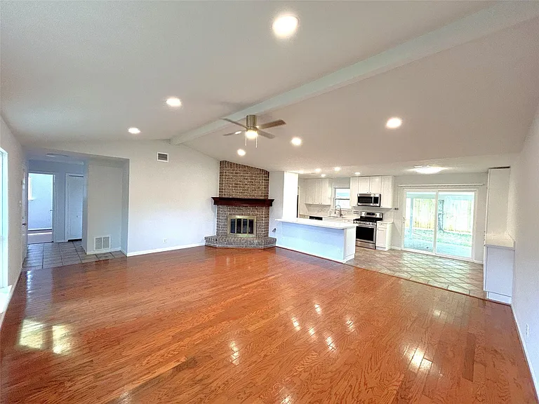 946 Sierra Shadows Dr — Photo 15