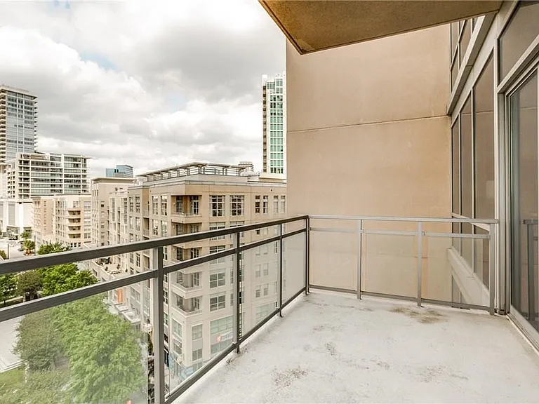 2200 Victory Ave #707 — Photo 20