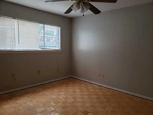 30 N Idlewild St #201 — Photo 5