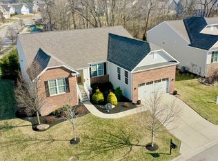 9695 Wandering Woods Ct, Fishers, IN 46037