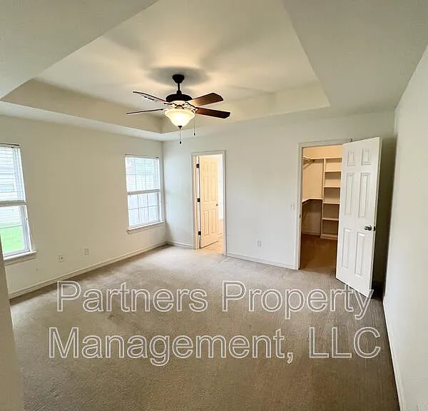 1257 Fox Run Ln — Photo 7