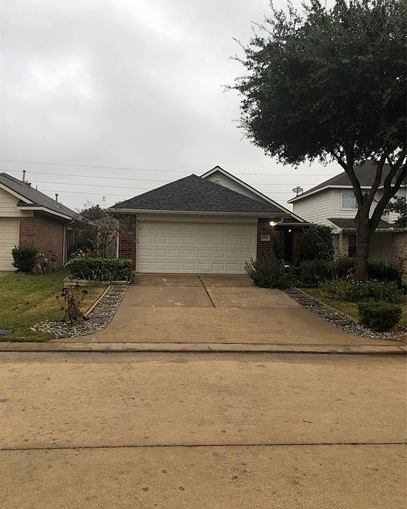 1st image of 19114 Moss Meadow Ln
