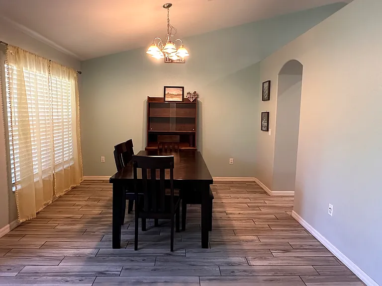 dining area view from living rm area