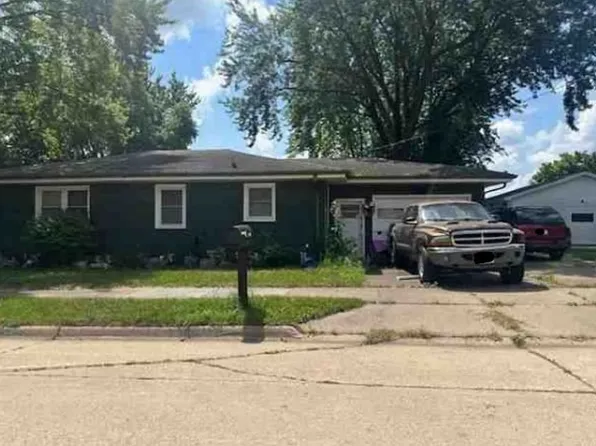 2904 S Jefferson Ave, Mason City, IA 50401
